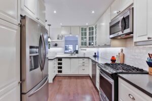 minimalistic kitchen design 